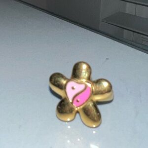 Gold Flower Ring with Pink Heart Design | JULY CHILD GOLD RING SZ 5